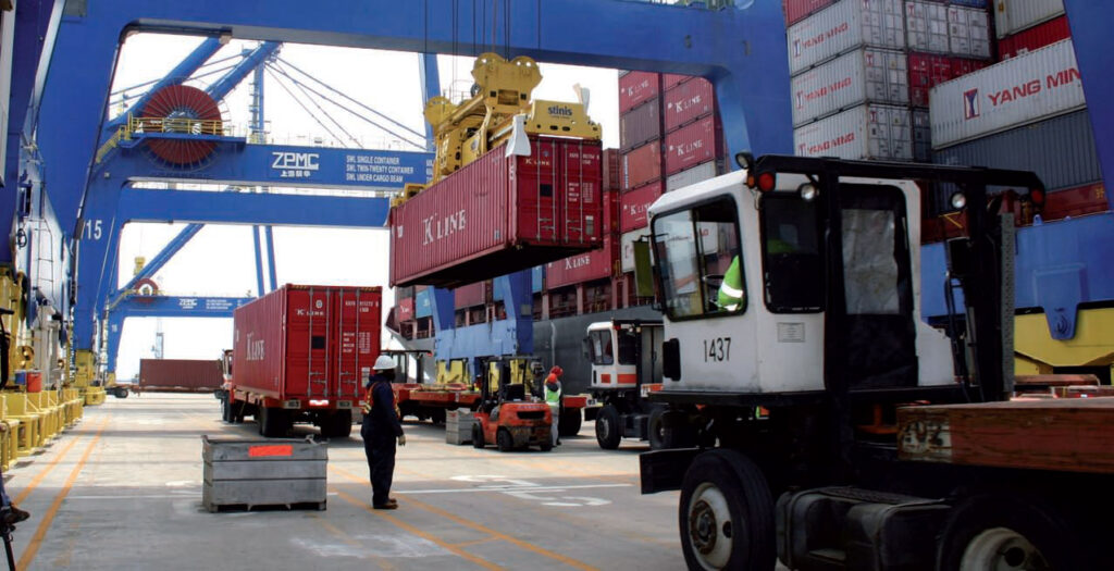 Simulação em pátios de contêineres - Revista Logística e Supply Chain