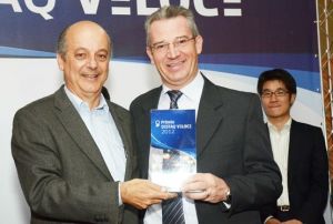 Veloce premia melhores transportadoras e fornecedores